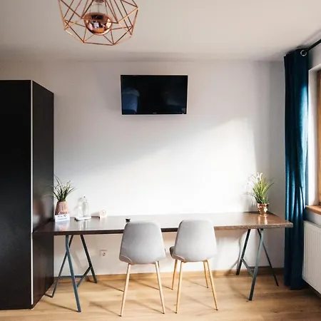 Lulu Piaseczno Bed & Breakfast *