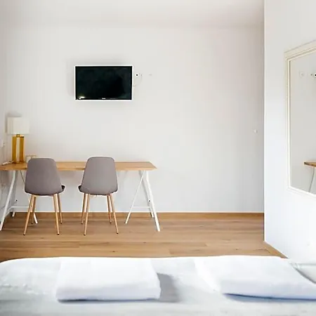 Lulu Bed & Breakfast Piaseczno (Masovia)
